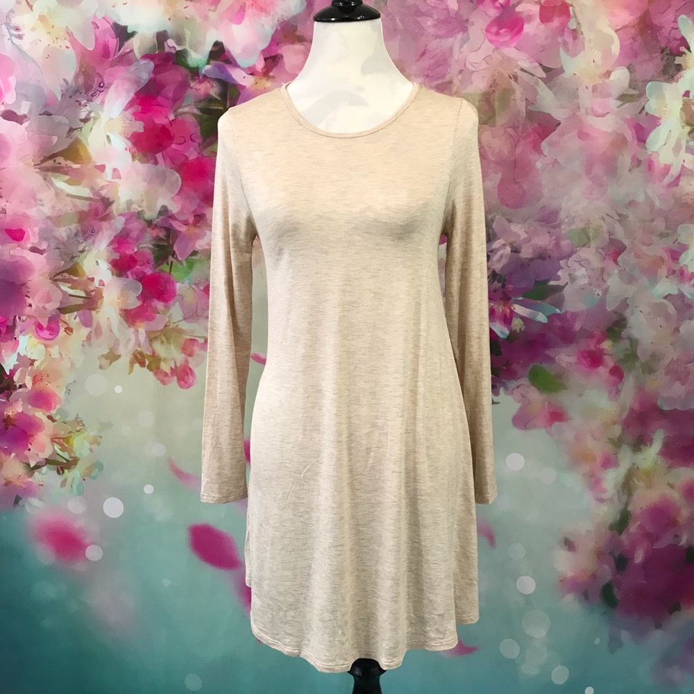 🆑3/$15 Zenana Outfitters-Long Sleeve Tan Dress